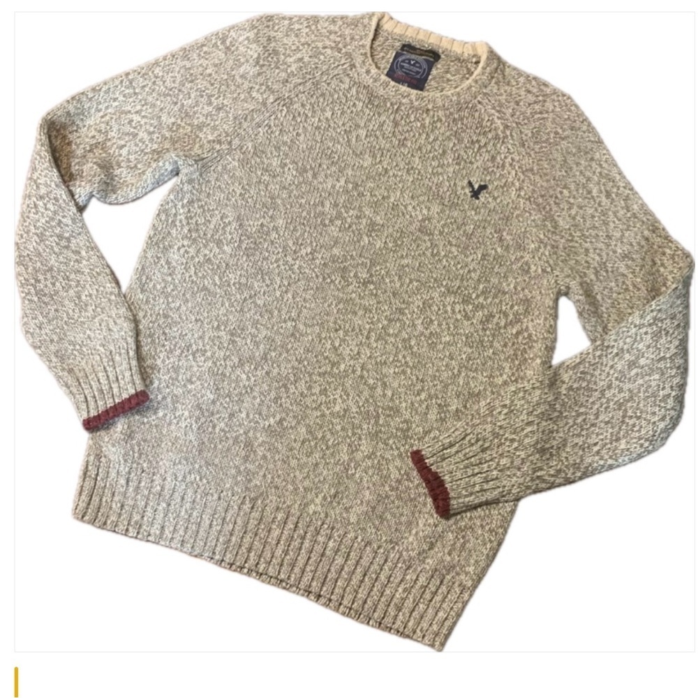 And American Eagle outfitters athletic fit men’s L oatmeal sweater burgundy cuff - Picture 1 of 10